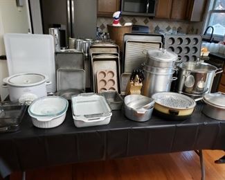 Miscellaneous  kitchen items