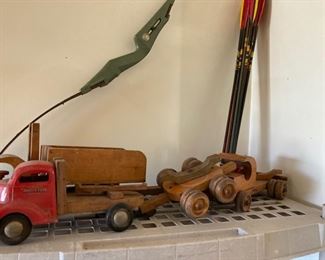 old wood 'logger' trucks--morte old toys