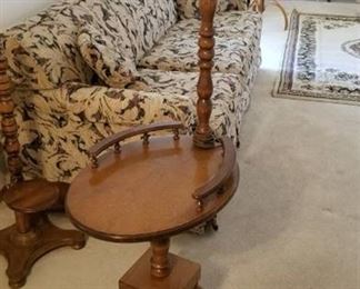 Wood lamp table 24 x 15 (needs re-wired)