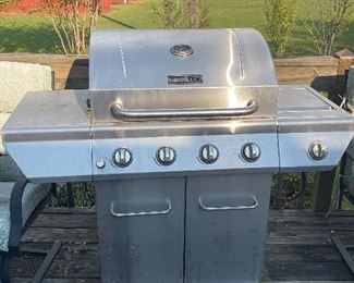 Nexgrill Propane Grill, Stainless Steel/Chrome and Grill Cover
