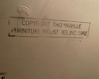 Thomasville Furniture Mid-century French Provincial Dresser & Mirror (1962); Neutral color with solid wood frame and brass hardware. GREAT CONDITION!!!