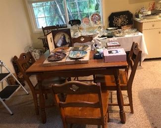 Kitchen Table and 4 Chairs (needs TLC)