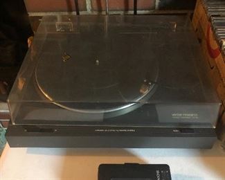 Vector Research VT-150 Turntable