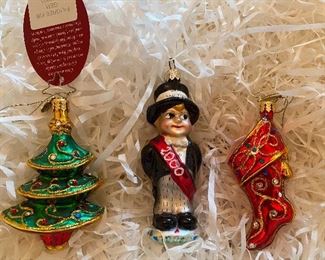 Christopher Radko Little Gems:                             78)"Filagree Fir"30.                                                      
79)"Countdown Cutie 2000"   28.                                               
80) "Precious Toes"   28.