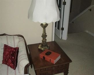 End table and lamp