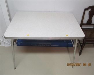 1950s table