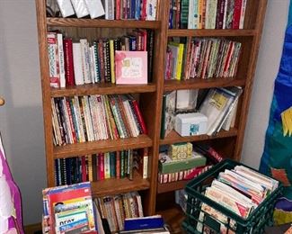 Books & Wood Bookshelf!