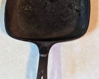 Cast Iron Square Skillet: Wagner