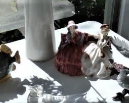 SMALL WILDLIFE AND OTHER FIGURINES