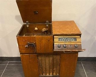 Antique radio