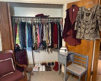 Like-New Shoes, Women's Clothing, Cute little Telephone Desk, Rocking Chair