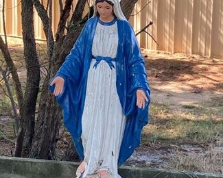 Virgin Mary Outdoor Statue