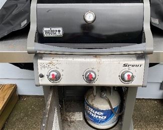 Weber Gas Grill with Propane Tank