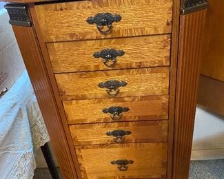 Standing Jewelry Armoire