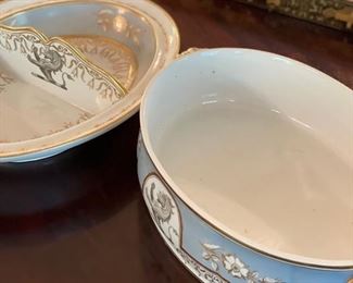 Chamberlain Worcester Warming Dish. Photo 4 of 5.