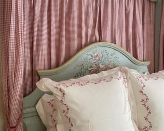 The Farmhouse Collection Inc. Handcrafted Su-Su Full-Size Canopy Bed with Cowtan & Tout "Chelsea Plaid" Fabric & Fitted Mattress Cover. Photo 2 of 5.