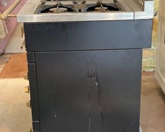 La Cornue Chateau 120 Range. Gas. 5 Burners. Measures 48" W x 31" D (27.5" from oven to wall when installed). Photo 9 of 10.