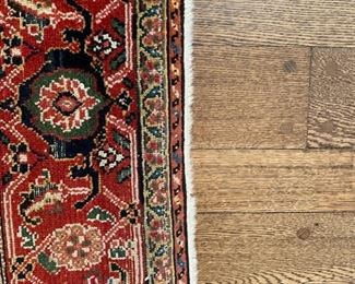 Antique Persian rug, Malayar. Circa 1900-1910. Measures 6' x 17.' Photo 4 of 5.