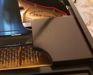 1926 Steinway & Sons Ebony Satin Gloss Finish Model M Baby Grand Piano with PlayerDisc System. Refurbished by Kurt Saphir. Formal Resale Appraisal, Available Upon Request, Performed by Piano Technician: Dornfeld Piano Tuning. Photo 7 of 12.