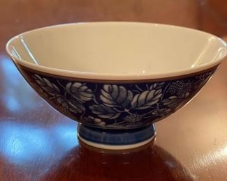 Asian Porcelain Bowl. Measures 2"H x 5"D. Photo 1 of 2.