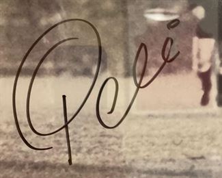 Framed autographed black & white Pele photo. Photo 3 of 3.