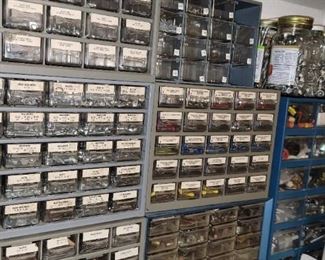 Hardware organizers with hardware