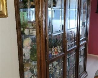 China Hutch/ Cabinet 