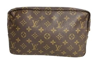 VTG LOUIS VUITTON MONOGRAM CANVAS TOILETRY POUCH