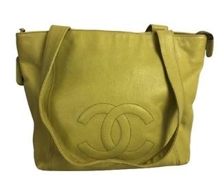 VTG CHANEL APPLE GREEN CAVIAR CALFSKIN CC TOTE