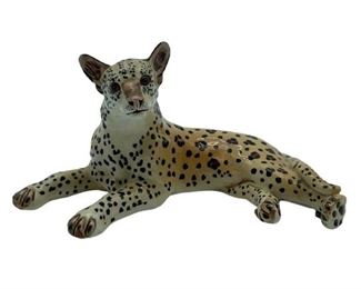 VINTAGE SIGNED BASIL MATHEWS LEOPARD FUGURINE