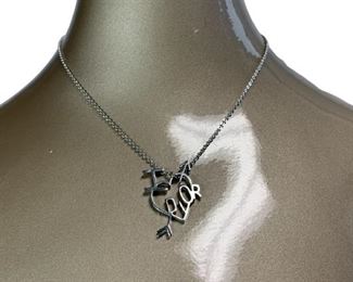 VTG CHRISTIAN DIOR SILVER HEART PENDANT NECKLACE