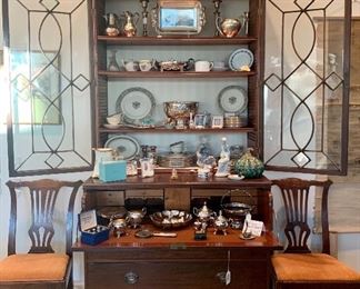 Antique English Mahogany Bookcase/Secretary