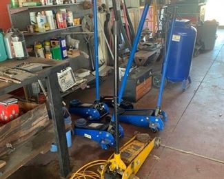 floor jacks, air compressor 