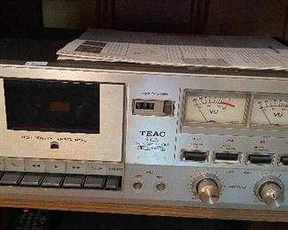 Teac A-105 Stereo Cassette Deck