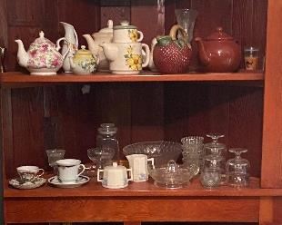 Glassware; Teapot Collection
