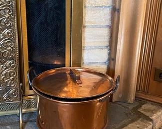 Copper pot 