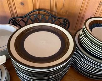 Arabia pottery "Kaira": 16 dinner plates (will divide into 2 sets of 8 - some wear on a few plates), 13 luncheon, 8 salad, 6 bread plates, 7 bowls, 10 saucers,  pitcher, coffee pot,  round serving bowl,  rectangular serving dish