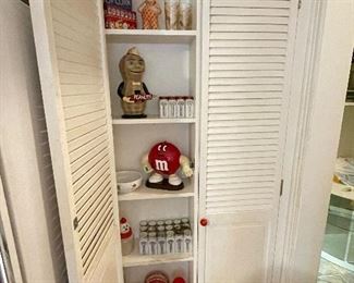 Zoom in to see these fun vintage collectibles. Big Boy, M&M candy dispenser, Planters Peanuts, recipe boxes, Griffiths spice jars