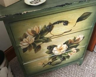 Painted 3 Drawer Chest $ 88.00