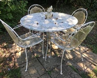 Metal Garden Set $ 128.00
