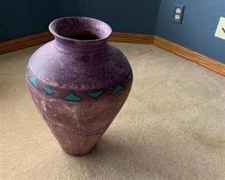 Southwestern style pot/vase