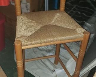 Set of 4 counter top stools/chairs