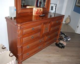  9 drawer dresser and mirror 