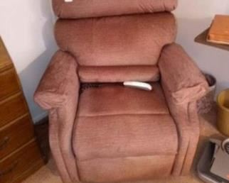Tan Lift Chair $325 new motor installed July 2021 