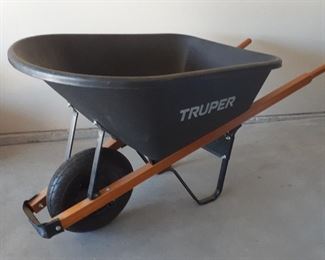 Truper wheelbarrow 
