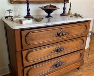Eastlake 3-Drawer, Marble-topped Chest
