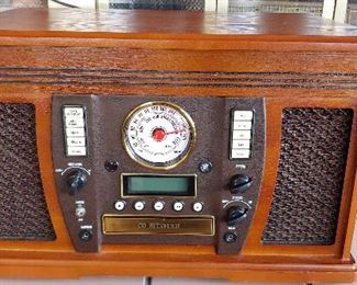 innovative technology itvs-750 Vintage Look Record, Cassette, CD and radio