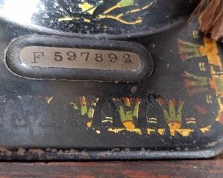 1910 Singer Sewing Machine with table Serial F 597892