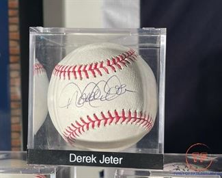 DEREK JETER Signed Baseball