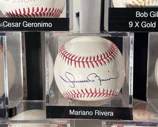 MARIANO RIVERA Signed Baseball